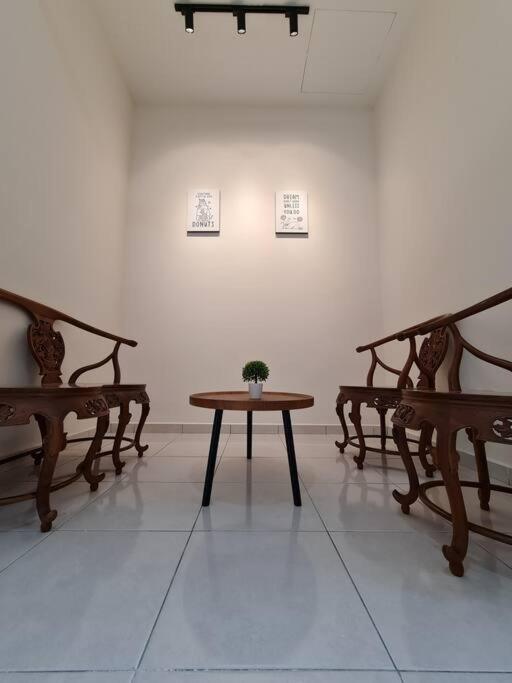 3Storey House 13Pax Family Suite Bayan Lepas Luaran gambar