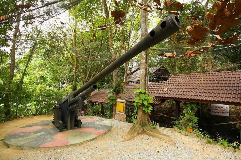 3Storey House 13Pax Family Suite Bayan Lepas Luaran gambar